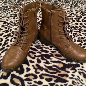 Lace up boots
